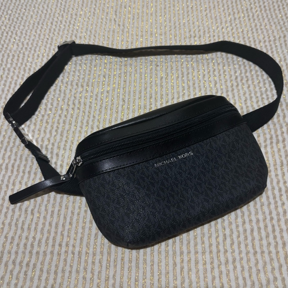 Michael Kors Logo Belt Bag Black